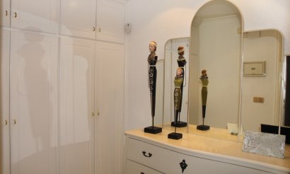 Resale - Apartment / flat - Santa Pola