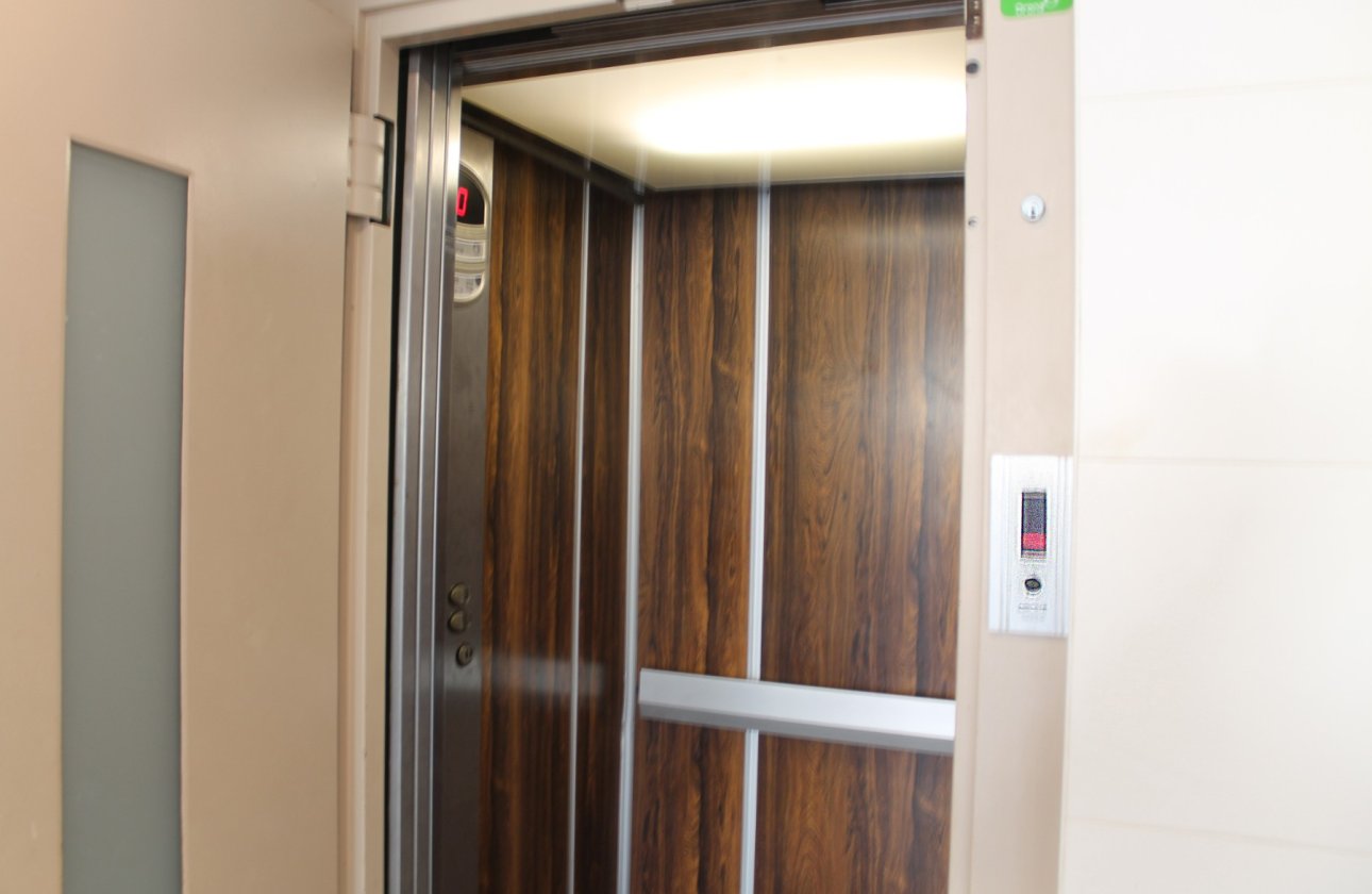 Resale - Apartment / flat - Santa Pola