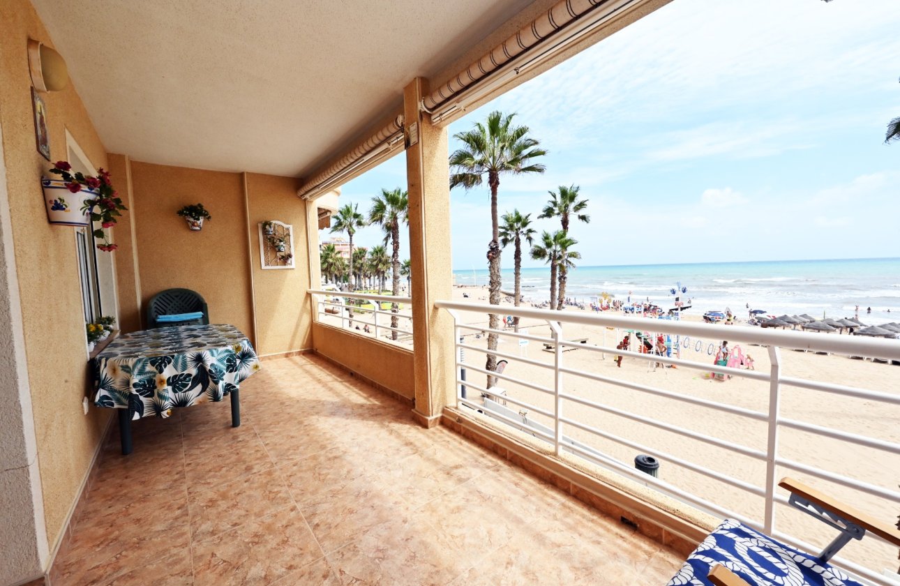Resale - Apartment / flat - Torrevieja - La Mata