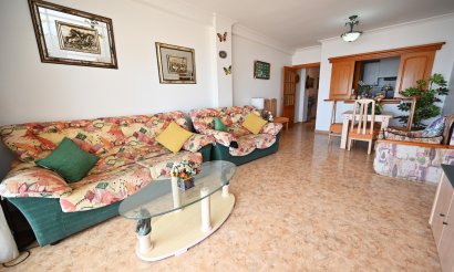 Resale - Apartment / flat - Torrevieja - La Mata