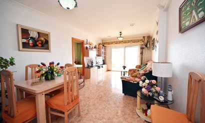 Resale - Apartment / flat - Torrevieja - La Mata