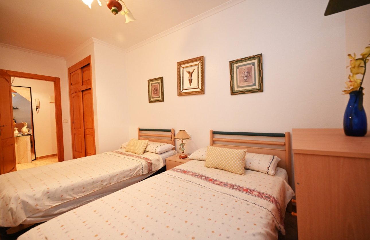 Resale - Apartment / flat - Torrevieja - La Mata