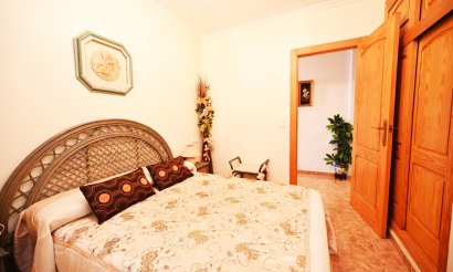 Resale - Apartment / flat - Torrevieja - La Mata