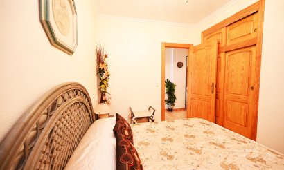 Resale - Apartment / flat - Torrevieja - La Mata