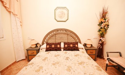 Resale - Apartment / flat - Torrevieja - La Mata