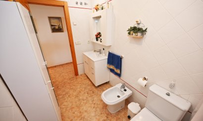 Resale - Apartment / flat - Torrevieja - La Mata