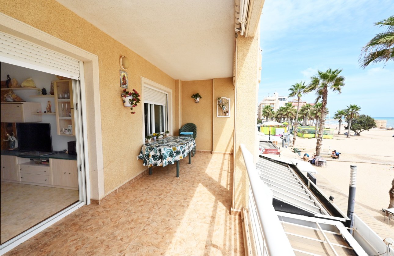 Resale - Apartment / flat - Torrevieja - La Mata