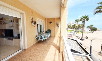 Resale - Apartment / flat - Torrevieja - La Mata