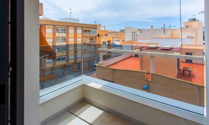Resale - Apartment / flat - Torrevieja - Playa del Cura