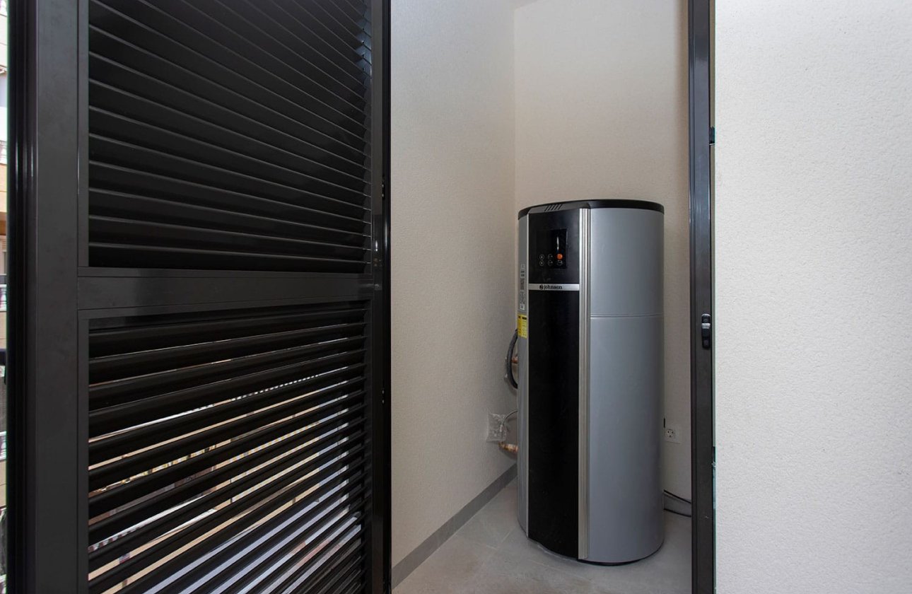 Resale - Apartment / flat - Torrevieja - Playa del Cura