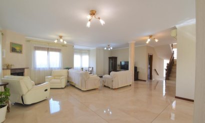Resale - Villa - Ciudad Quesada