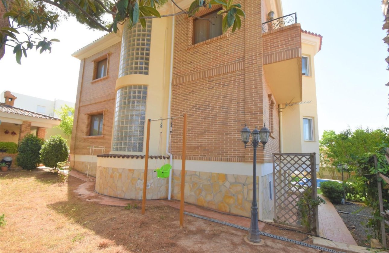 Resale - Villa - Ciudad Quesada