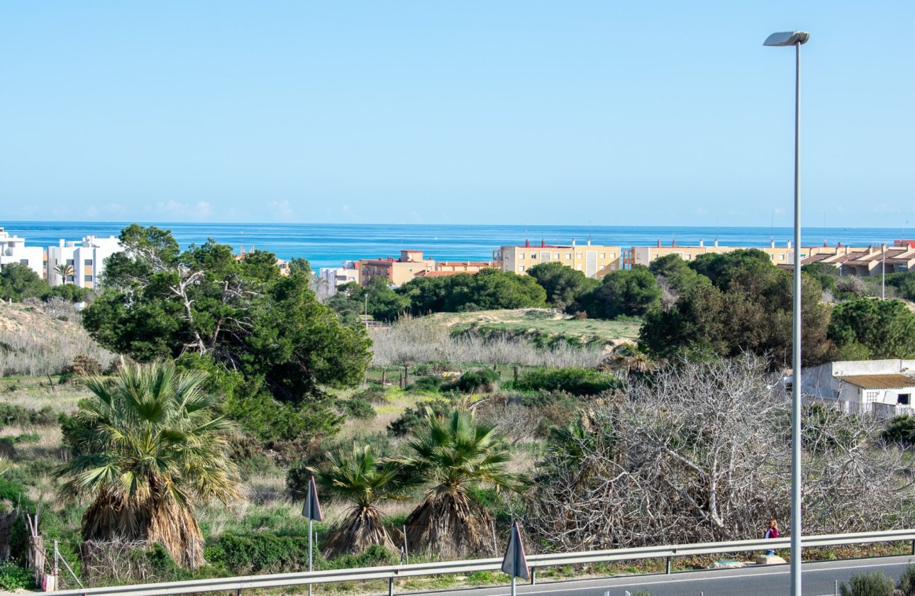 Resale - Villa - Guardamar del Segura - Urbanizaciones