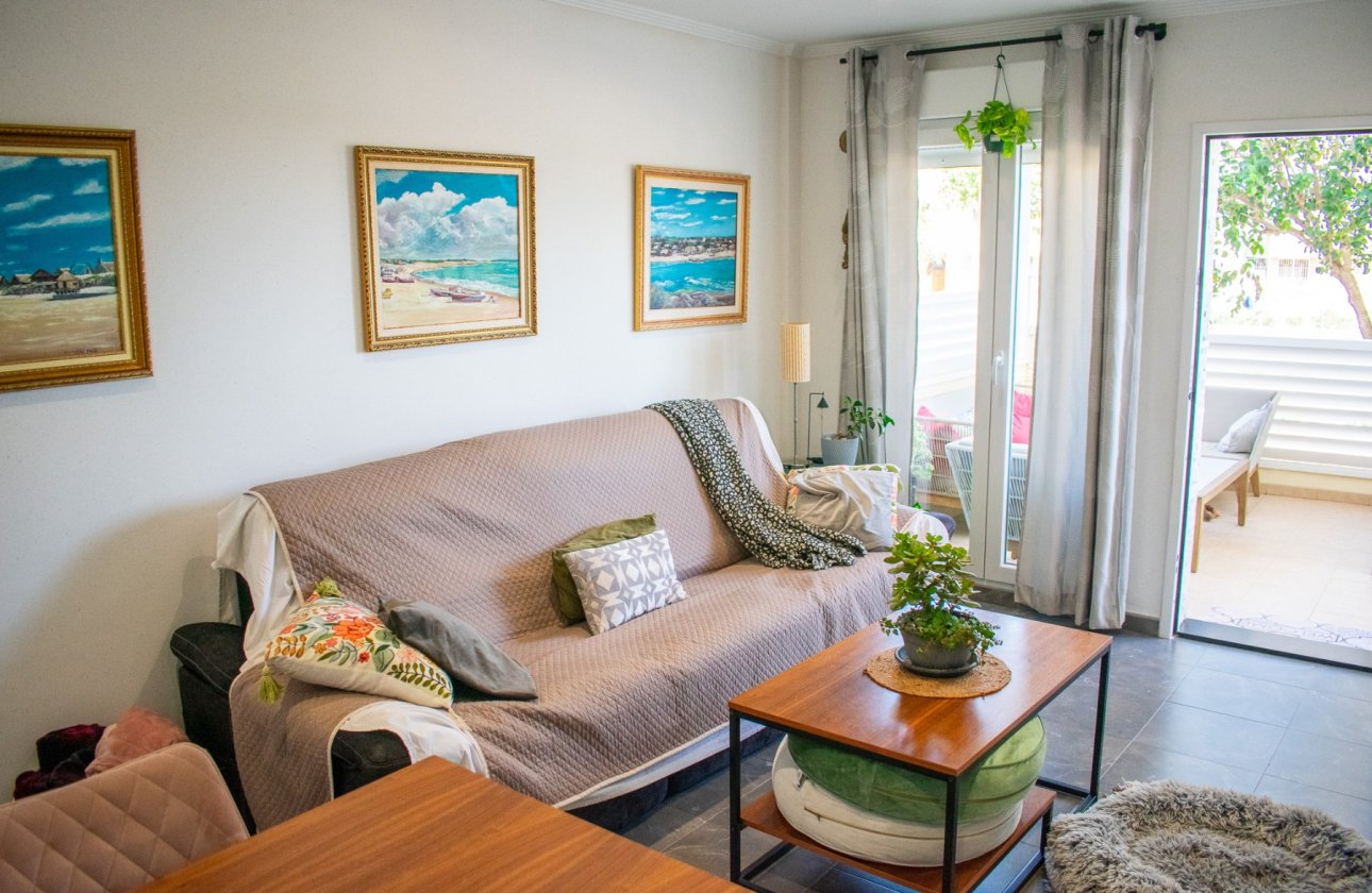 Resale - Villa - Guardamar del Segura - Urbanizaciones