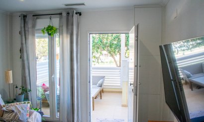 Resale - Villa - Guardamar del Segura - Urbanizaciones