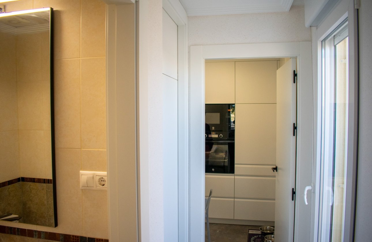 Resale - Villa - Guardamar del Segura - Urbanizaciones