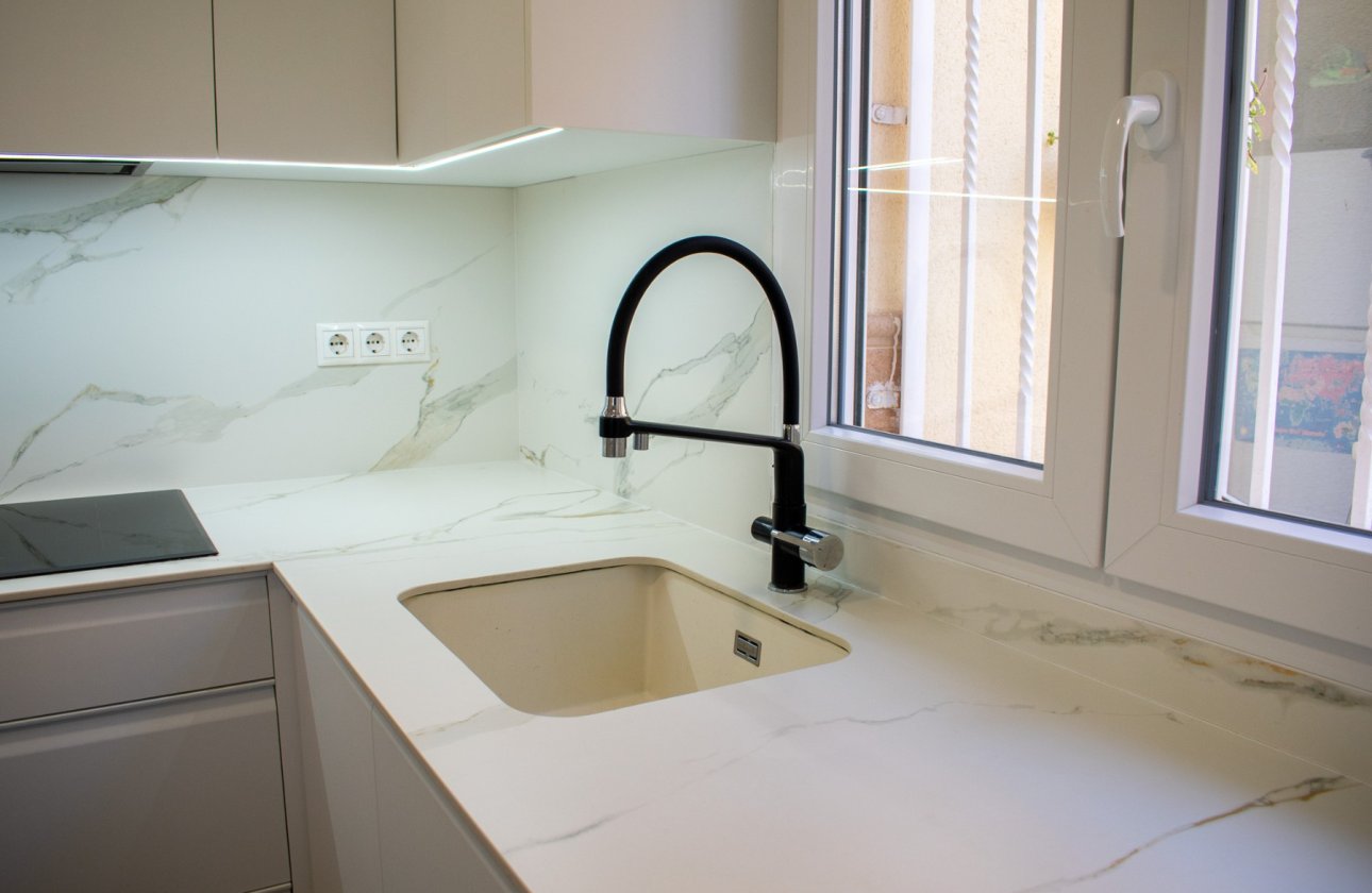 Resale - Villa - Guardamar del Segura - Urbanizaciones