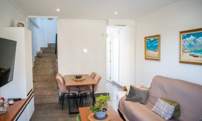 Resale - Villa - Guardamar del Segura - Urbanizaciones