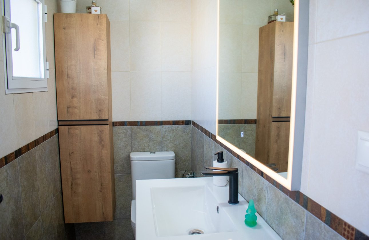 Resale - Villa - Guardamar del Segura - Urbanizaciones