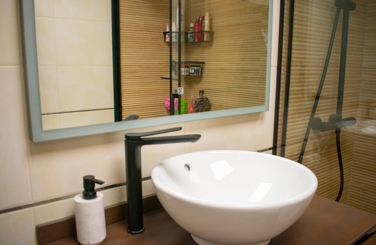 Resale - Villa - Guardamar del Segura - Urbanizaciones