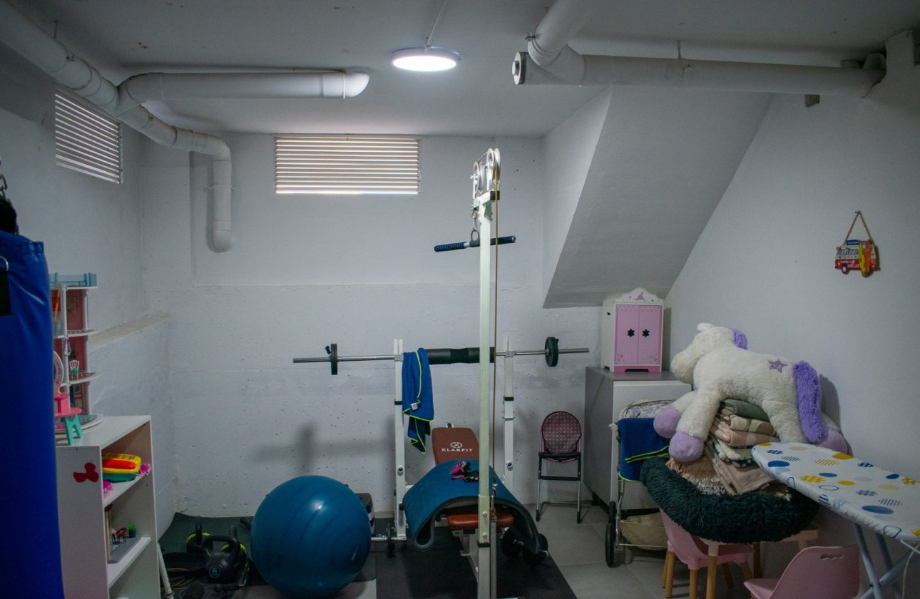 Resale - Villa - Guardamar del Segura - Urbanizaciones