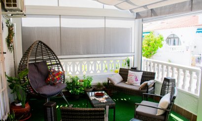 Resale - Villa - Torrevieja - La Siesta - El Salado - Torreta