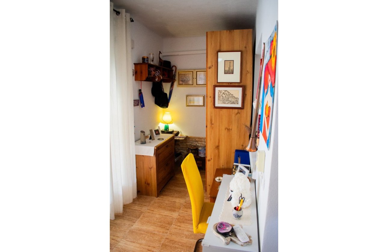 Resale - Villa - Torrevieja - La Siesta - El Salado - Torreta