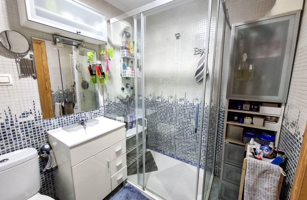 Resale - Villa - Torrevieja - La Siesta - El Salado - Torreta