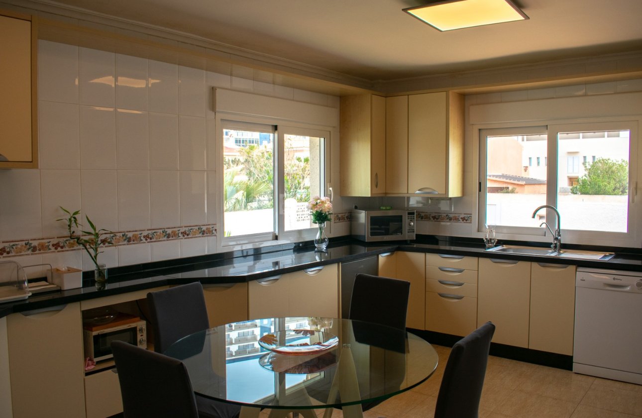 Resale - Villa - La Manga del Mar Menor - La Manga Del Mar Menor