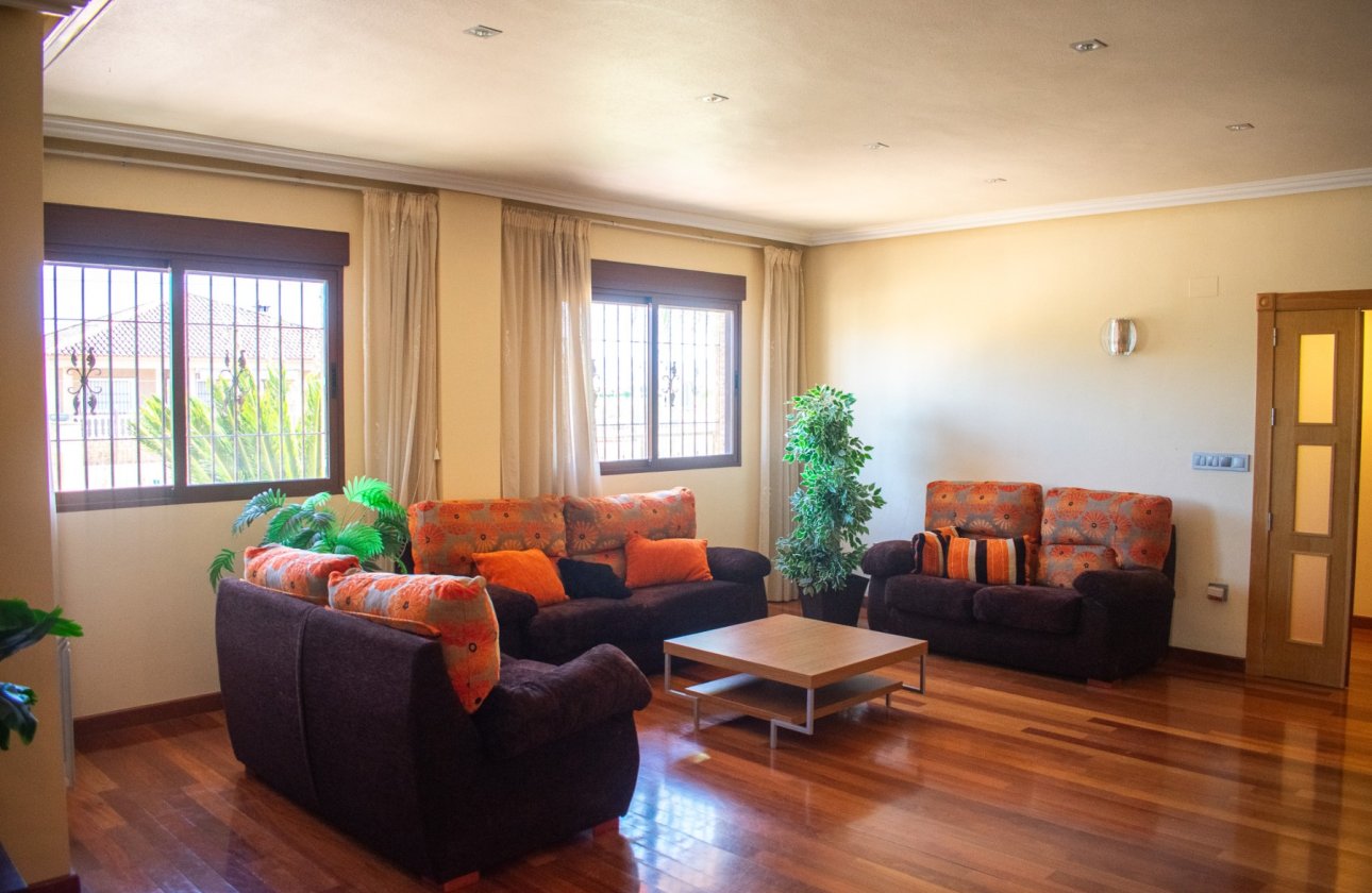 Reventa - Villa - Orihuela Costa - El raal