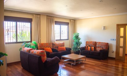 Reventa - Villa - Orihuela Costa - El raal