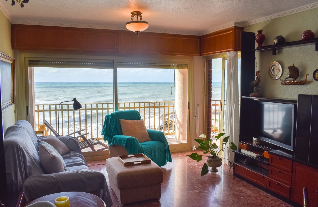 Resale - Apartment / flat - Torrevieja - Torrevieja Centro