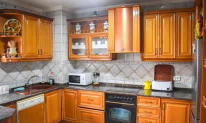 Resale - Apartment / flat - Torrevieja - Torrevieja Centro