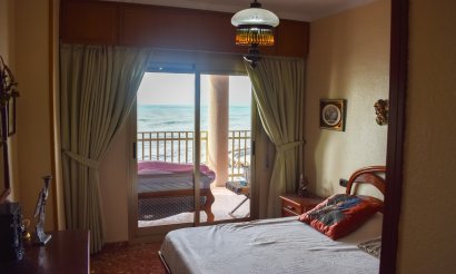 Resale - Apartment / flat - Torrevieja - Torrevieja Centro