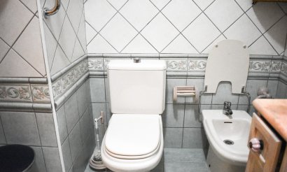 Resale - Apartment / flat - Torrevieja - Torrevieja Centro