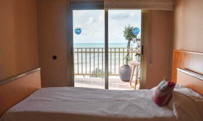 Resale - Apartment / flat - Torrevieja - Torrevieja Centro