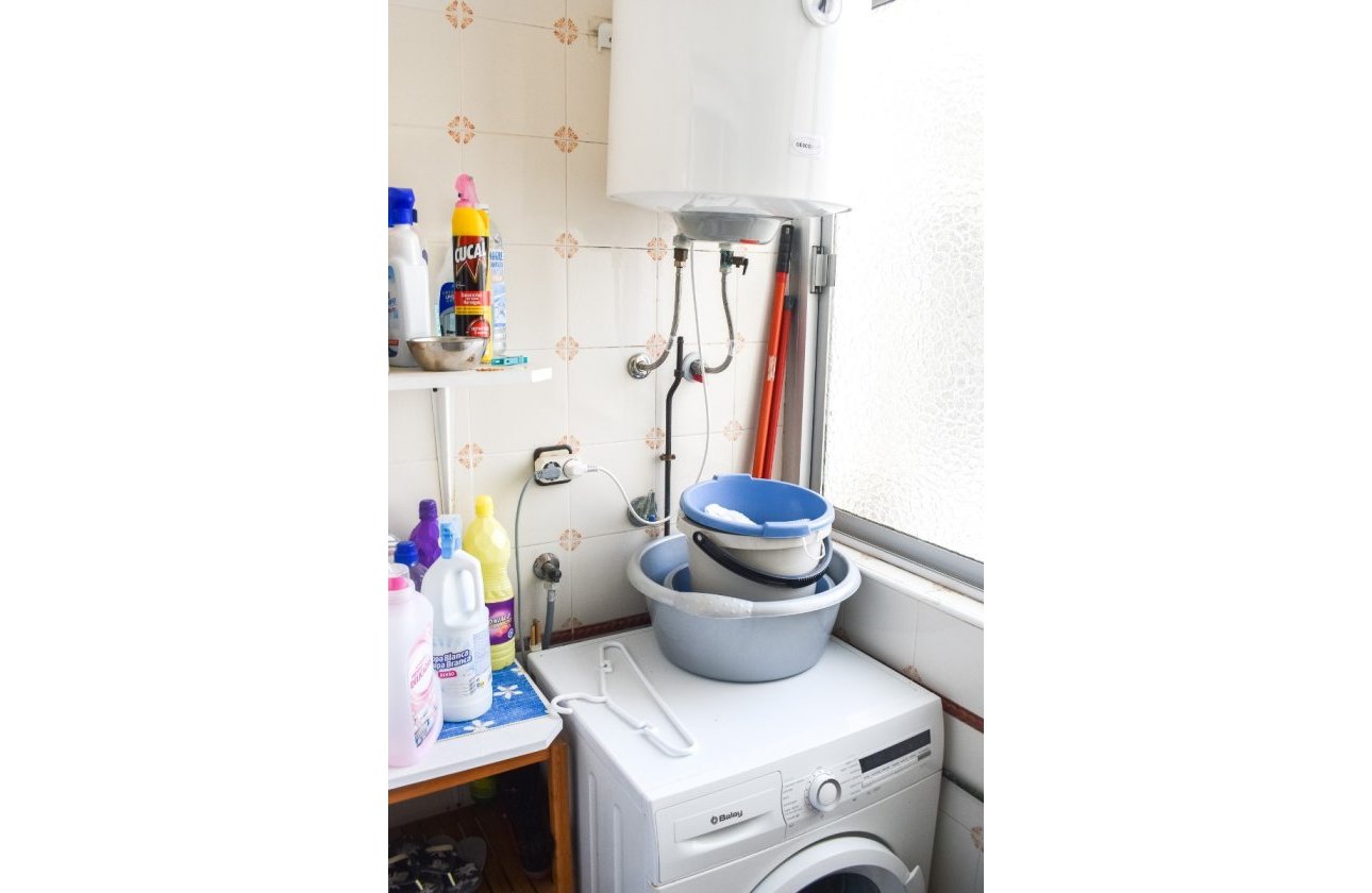 Resale - Apartment / flat - Torrevieja - Torrevieja Centro