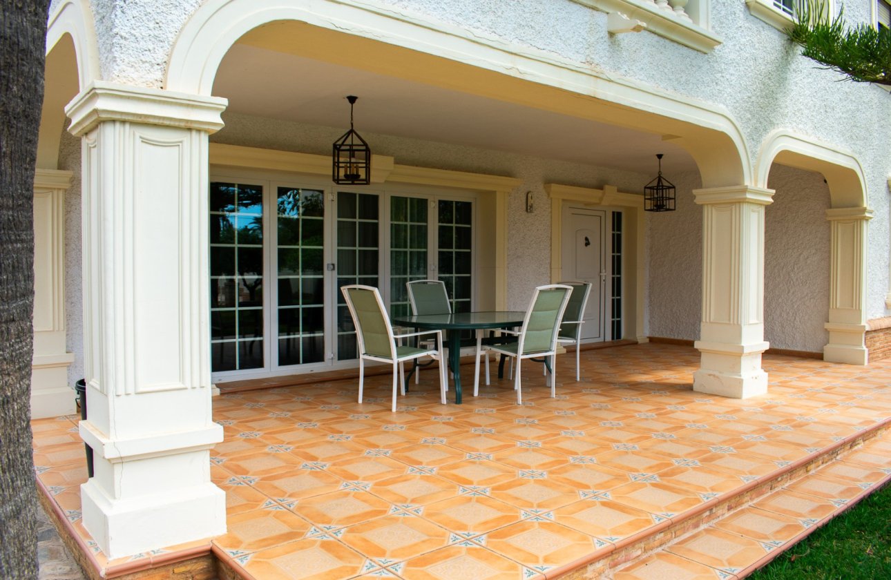 Revente - Villa - Orihuela Costa - MUY CERCA DE LA PLAYA