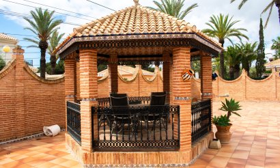 Revente - Villa - Orihuela Costa - MUY CERCA DE LA PLAYA