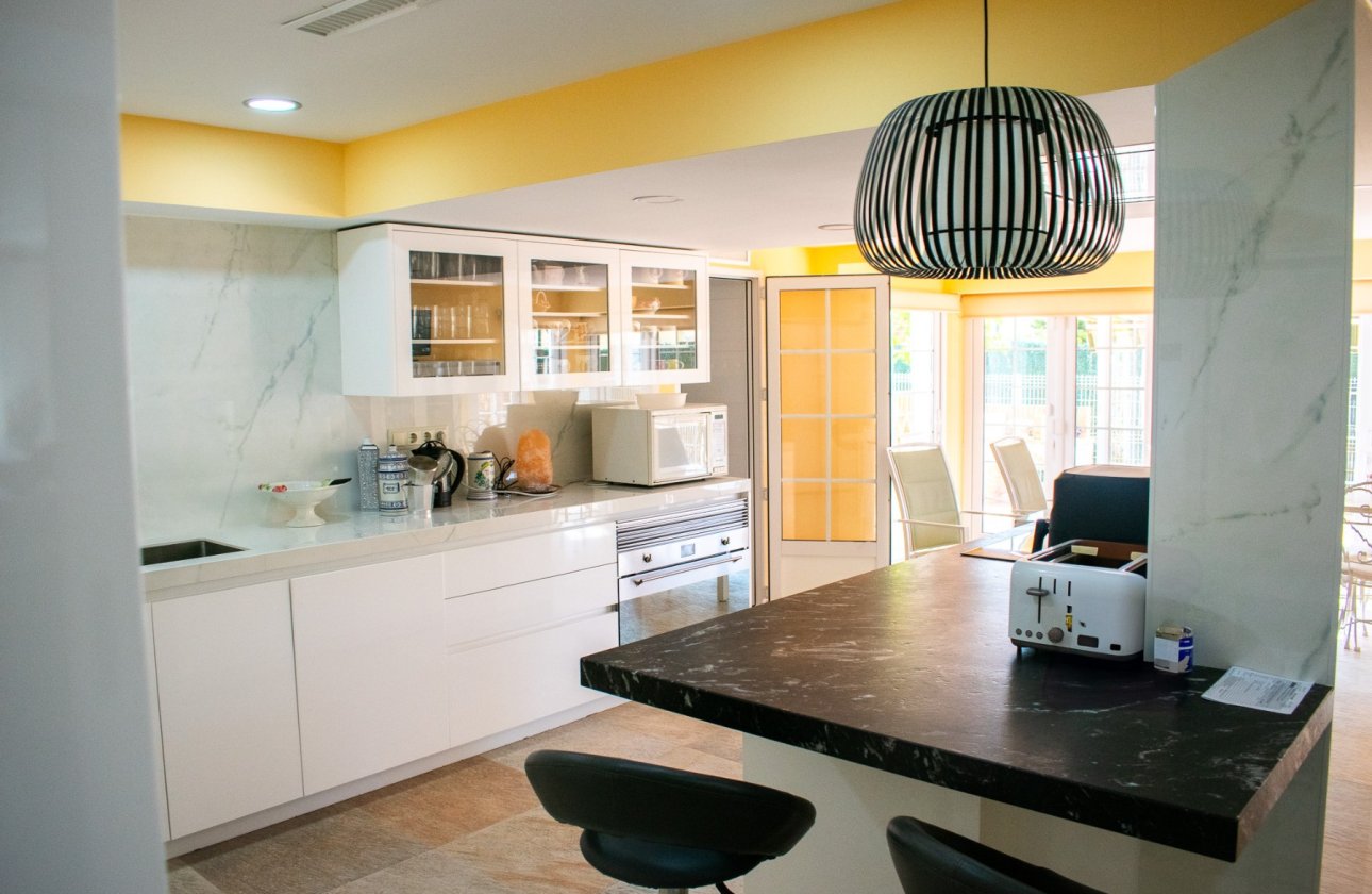 Revente - Villa - Orihuela Costa - MUY CERCA DE LA PLAYA