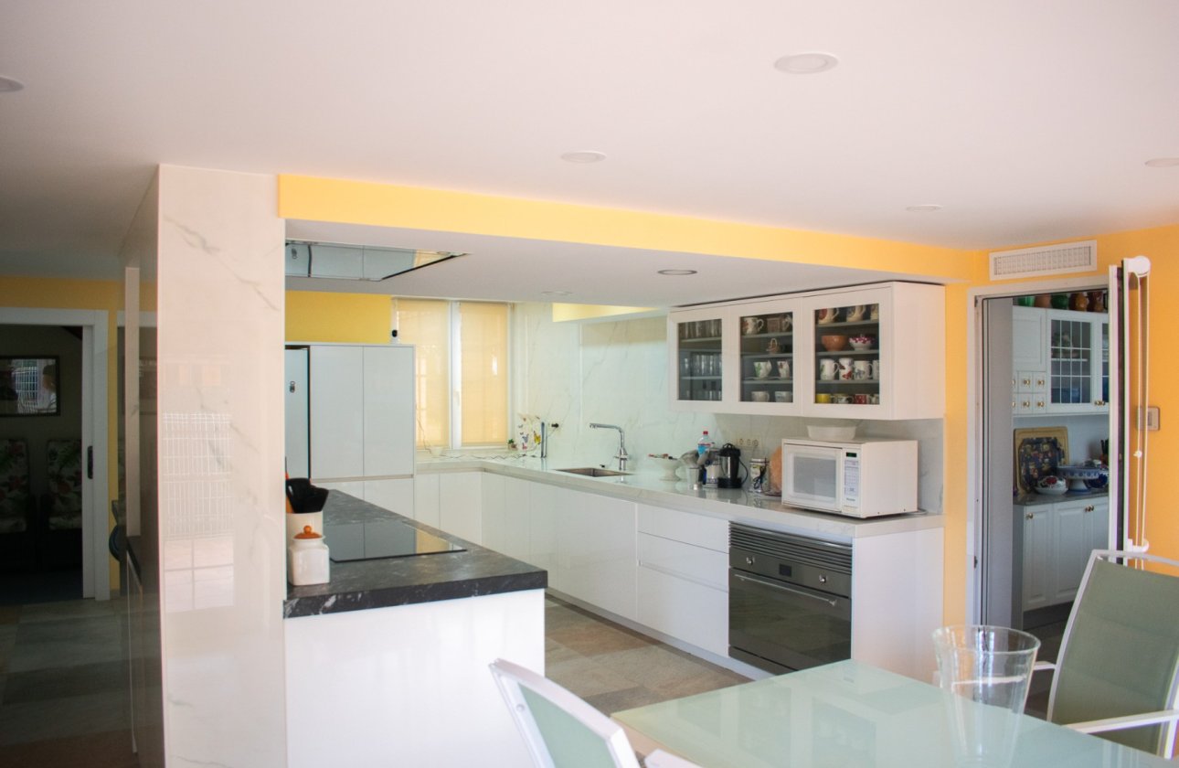 Revente - Villa - Orihuela Costa - MUY CERCA DE LA PLAYA