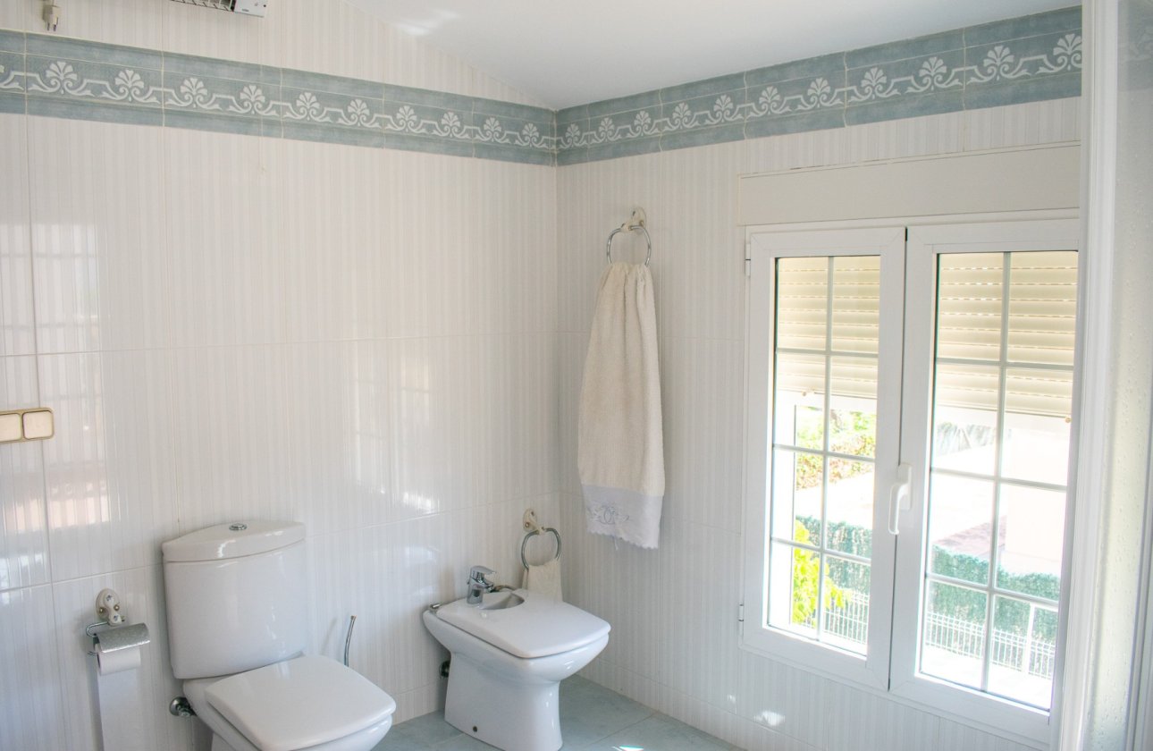 Revente - Villa - Orihuela Costa - MUY CERCA DE LA PLAYA