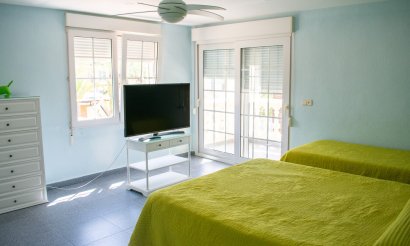 Revente - Villa - Orihuela Costa - MUY CERCA DE LA PLAYA