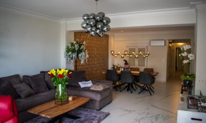 Resale - Apartment / flat - Torrevieja - Torrevieja Centro