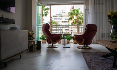 Resale - Apartment / flat - Torrevieja - Torrevieja Centro
