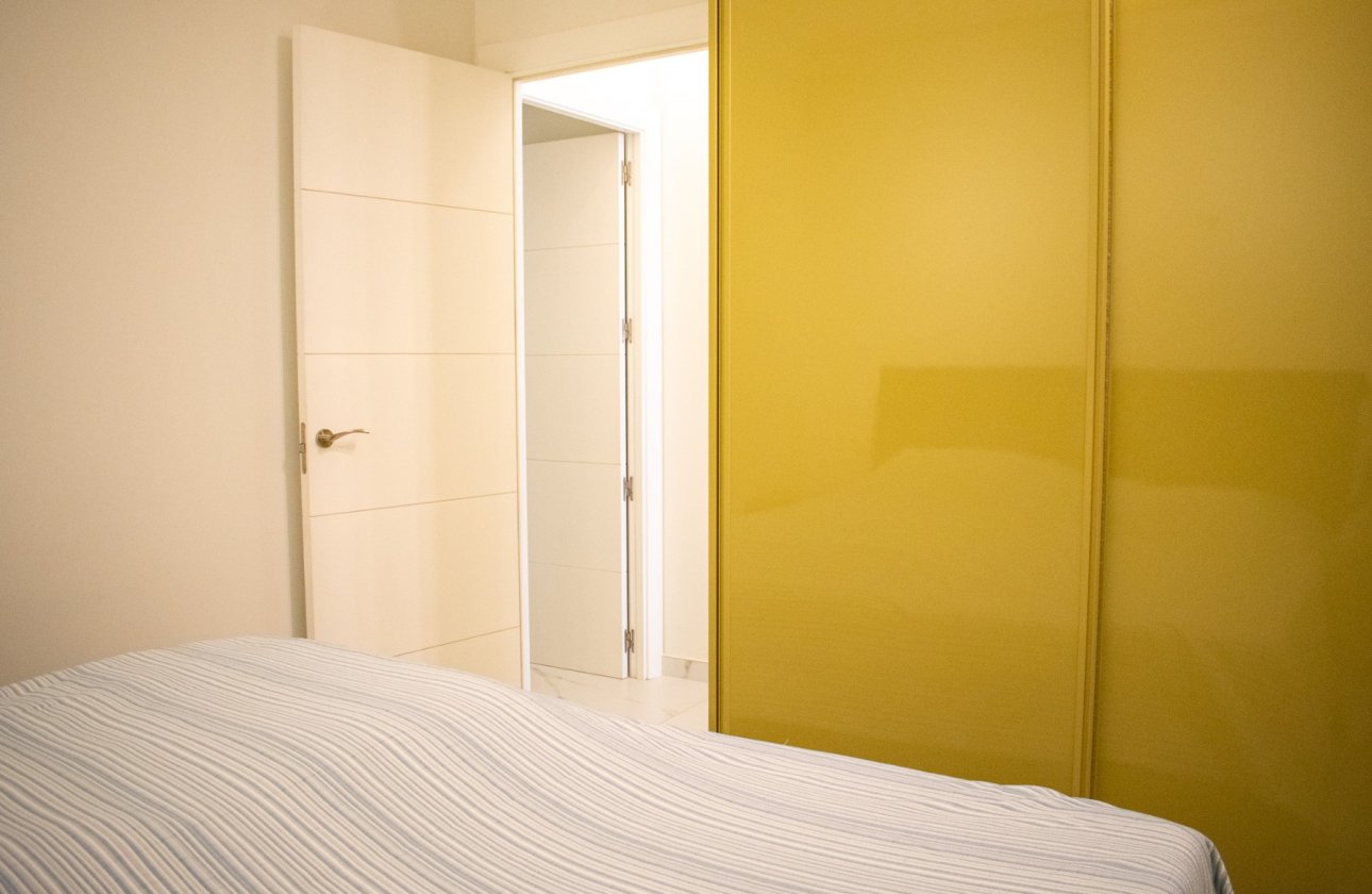 Resale - Apartment / flat - Torrevieja - Torrevieja Centro