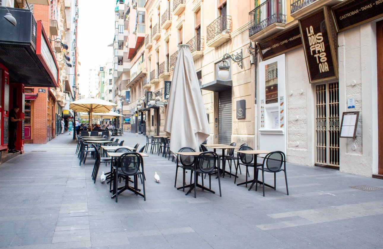 Reventa - Apartamento / piso - Alicante - Centro