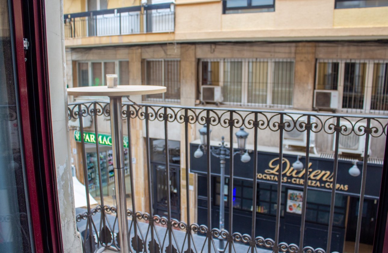 Reventa - Apartamento / piso - Alicante - Centro