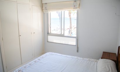 Resale - Apartment / flat - Torrevieja - Playa del Cura