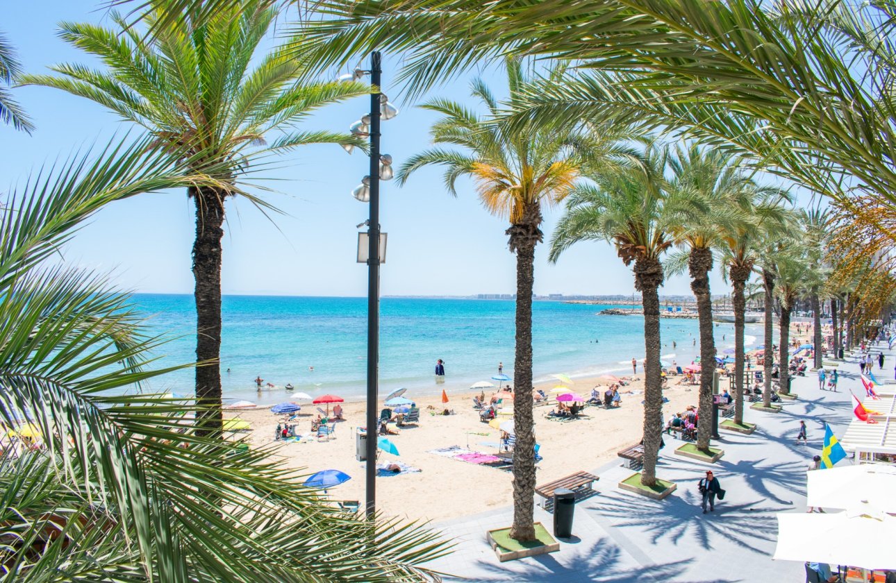 Resale - Apartment / flat - Torrevieja - Playa del Cura